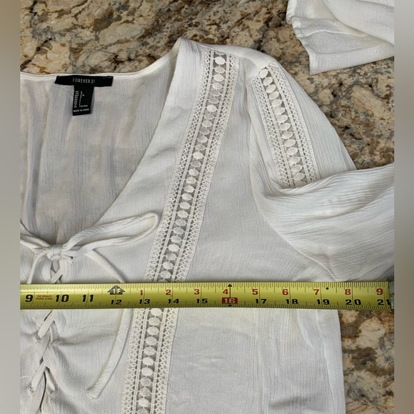 Forever 21 cute cropped long sleeve top belled sleeves tie front SZ LG - Picture 9 of 12